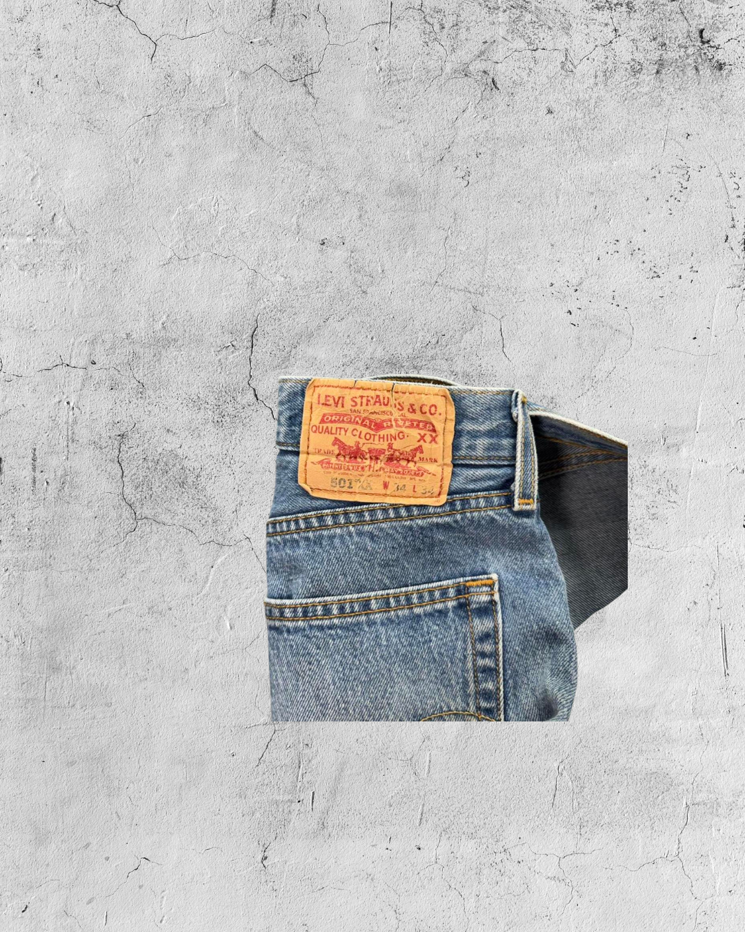 Levis デニムパンツ size:M